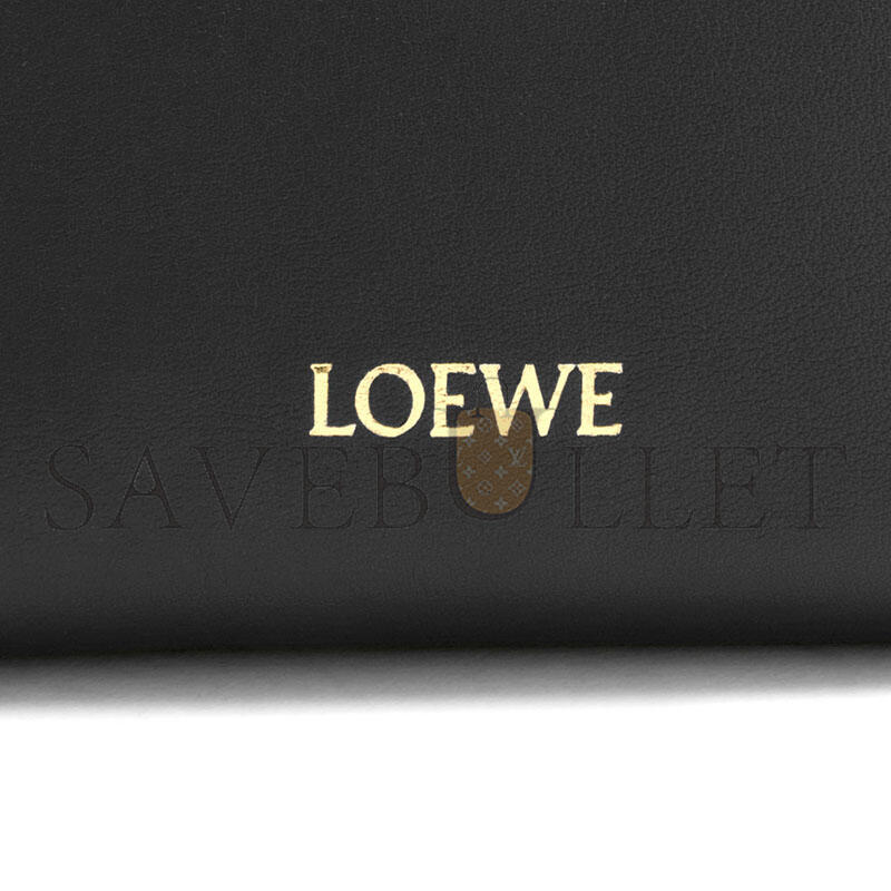 LOEWE PEBBLE POUCH IN SMOOTH CALFSKIN CANBSPPX01 (21.5*17*7cm) LOEWE PEBBLE POUCH IN SMOOTH CALFSKIN CANBSPPX01 (21.5*17*7cm)